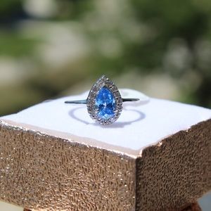 Tear drop ZC blue silver ring